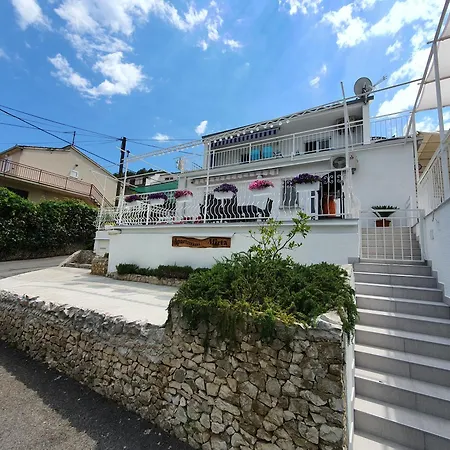 Mirta Apartment *